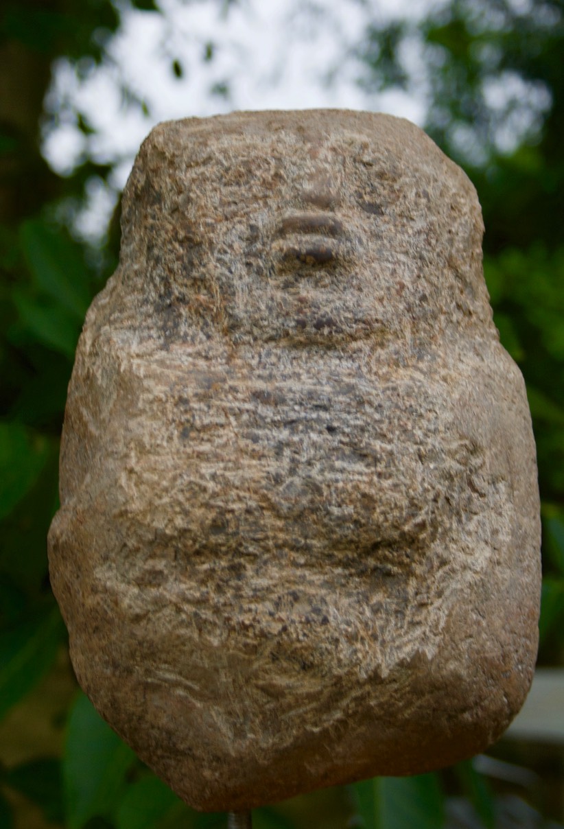 Venus aus Feldstein, 2020, Findling, Höhe 26 cm