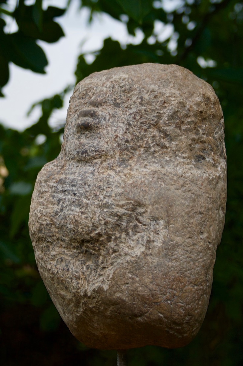 Venus aus Feldstein, 2020, Findling, Höhe 26 cm